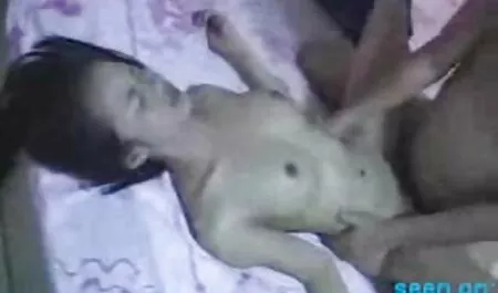 ไดอาน่ารัก doggy ยืนอยู่ หนัง xxx ที่ เป็น วิดีโอ